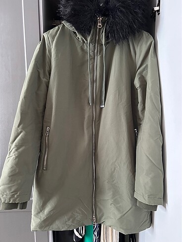 Zara mont