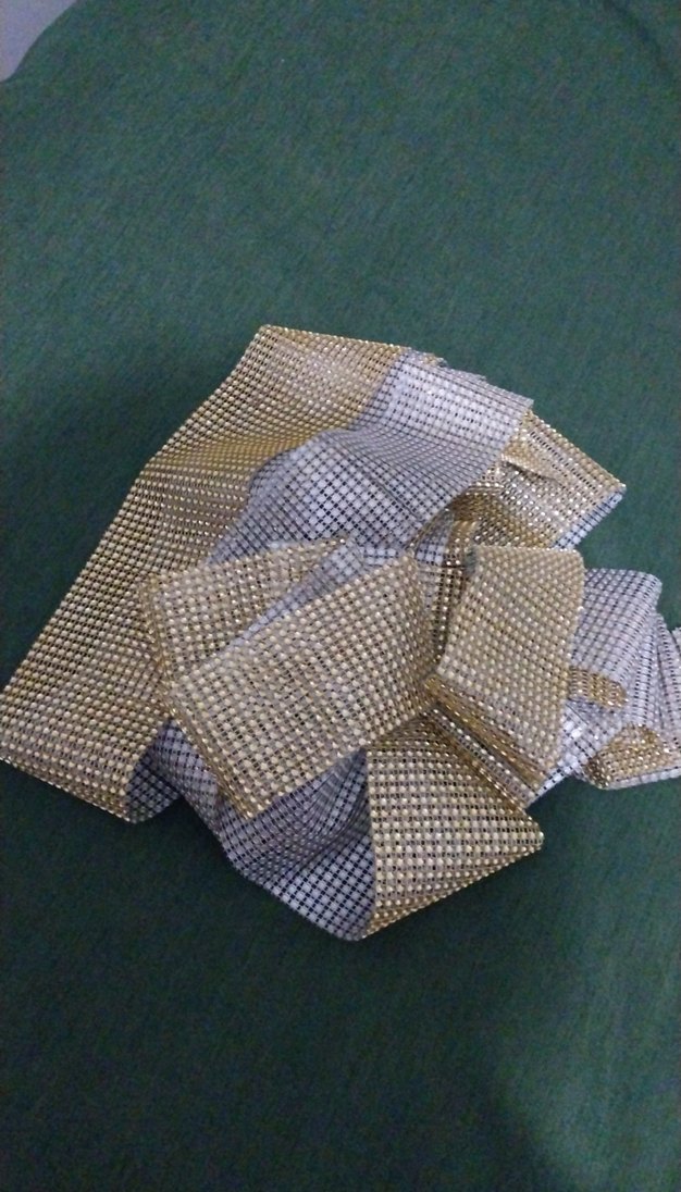 Kadın Parlak Altın Vücut Zinciri - Görsel 4