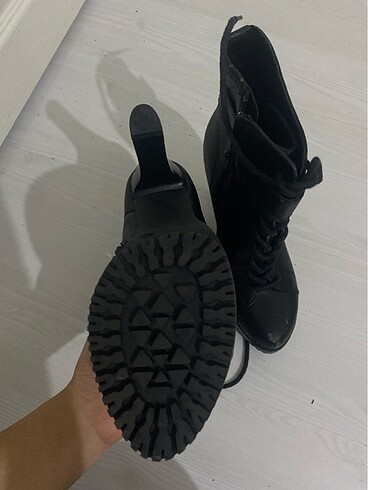 Topuklu bot fermuarlı - Görsel 5