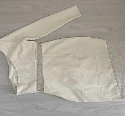 Beyaz elbise - Görsel 2