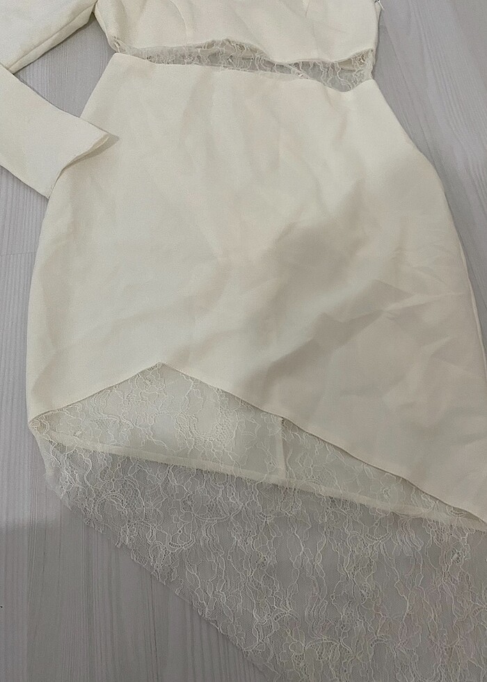 Beyaz elbise - Görsel 3