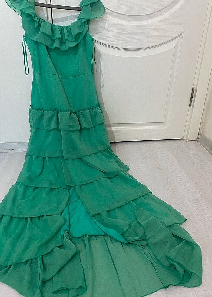 Yeşil elbise - Görsel 5