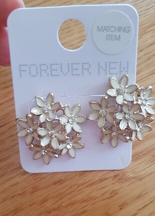 Forever New küpe seri