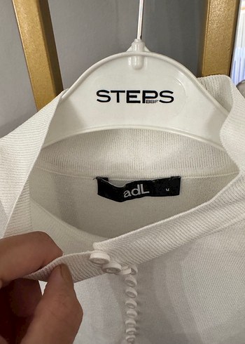 Düğmeli Beyaz Kadın Bluz Yüksek Yaka - Görsel 2