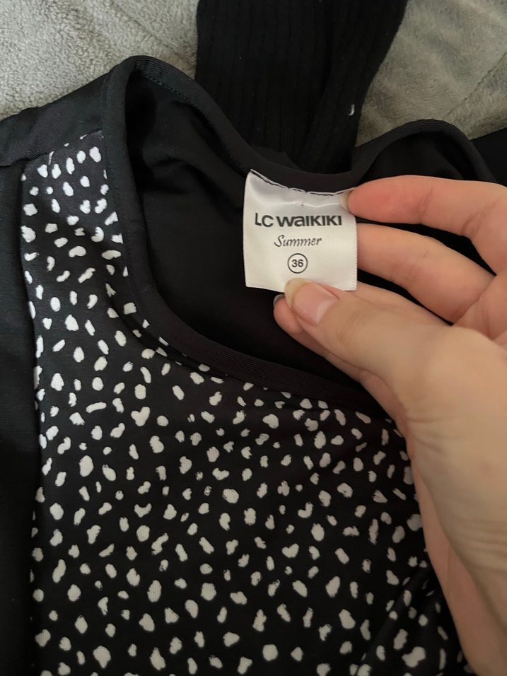 Siyah Uzun  Elbisesi V Yaka - Görsel 2