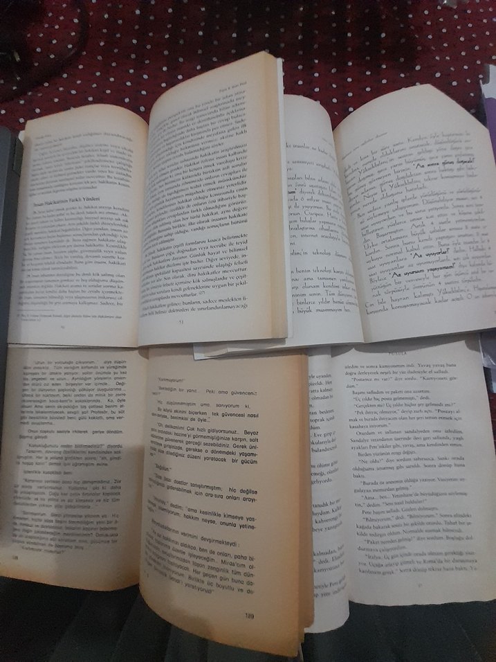 4 kitap birarada - Görsel 3