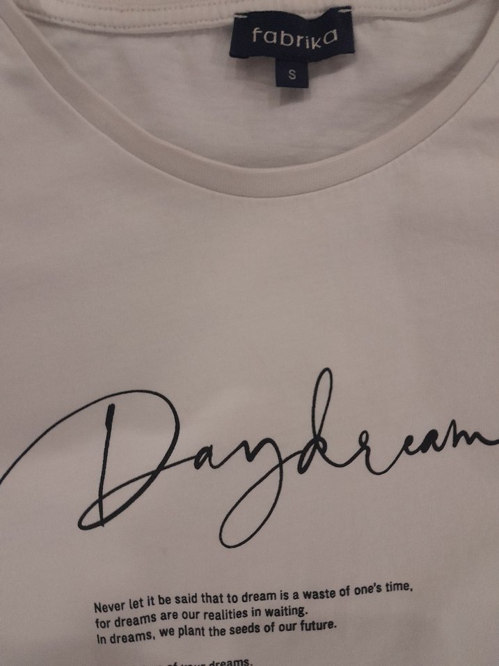 Beyaz Günlük Baskılı Kadın Tişört Fabrika marka - Görsel 3