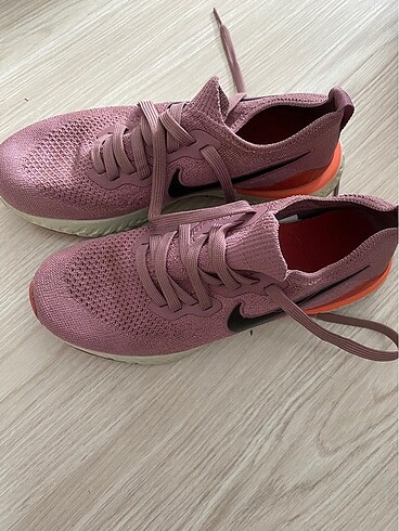 nike spor ayakkabı