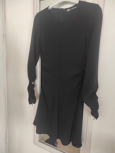 xs Beden siyah Renk Zara krep xs mini elbise