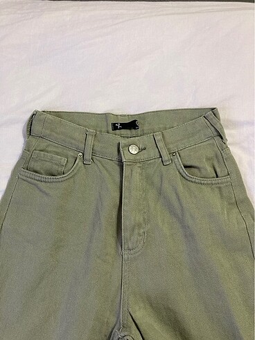 yesil mom jean pantolon