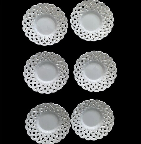 6 lı Plastik çay tabağı