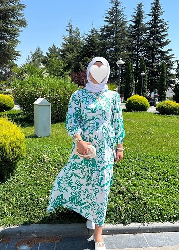 40 Beden Yeşil Uzun Salaş Bağlama Desenli Elbise