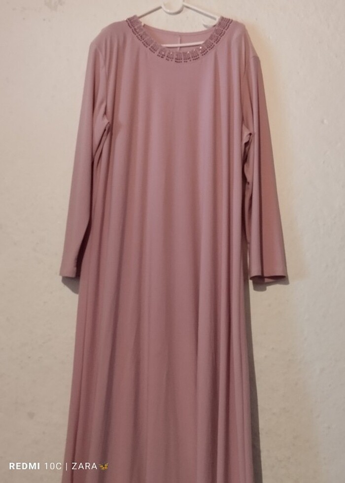 Kadın pembe tesettür elbise  - Görsel 2