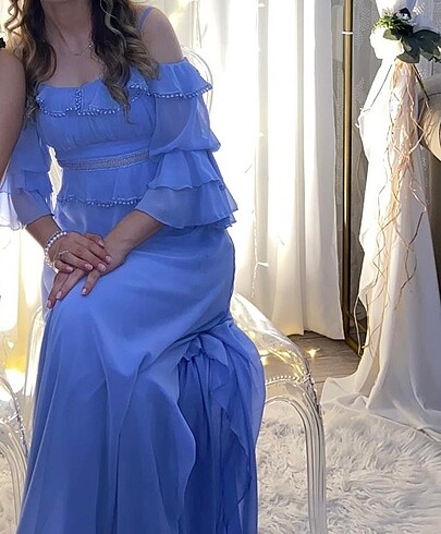 Nişan elbisesi