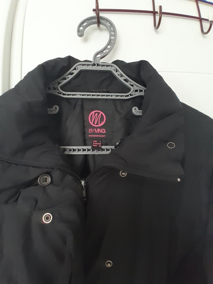 Kemerli Siyah Midi Kadın Kışlık Mont - Görsel 4