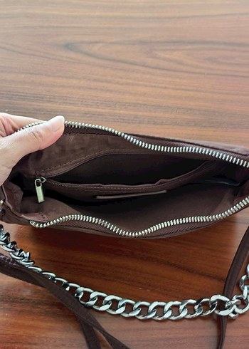 Bershka Zincir Detaylı Kahverengi Kumaş Kadın Çanta - Görsel 2