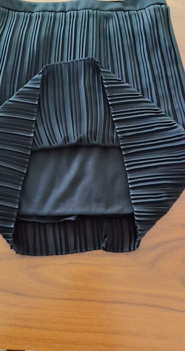 Siyah Pilili Midi Kadın Etek - Görsel 2