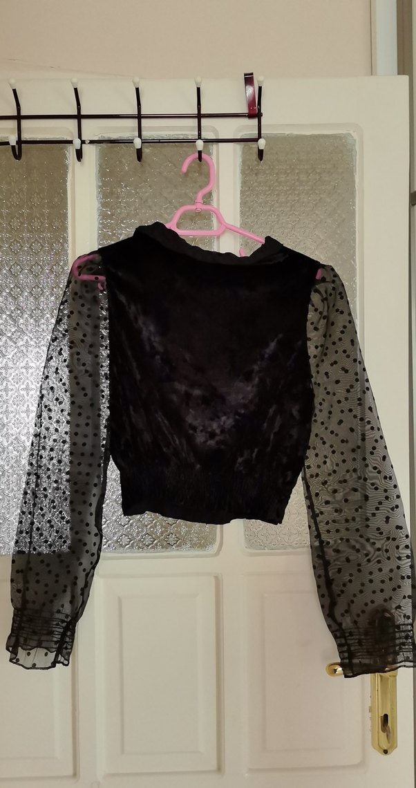 Puantiye Detaylı Siyah Bluz - Görsel 2