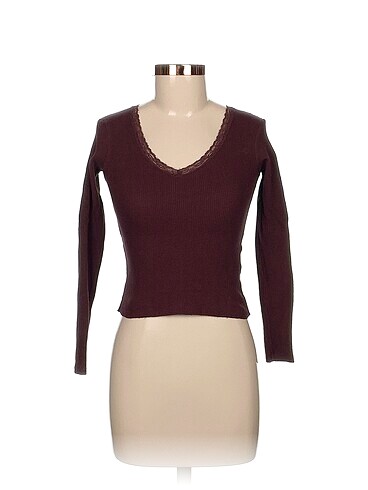 Pull and Bear Bluz %70 İndirimli.