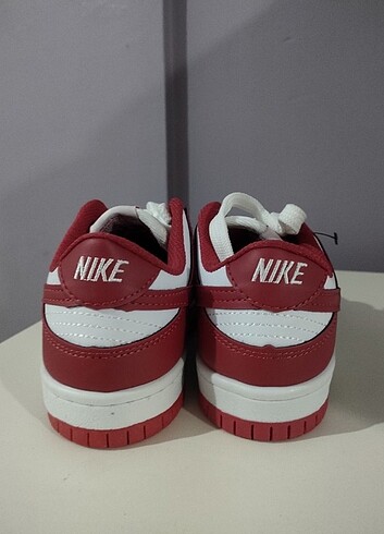 36 Beden bordo Renk Nike Spor ayakkabı