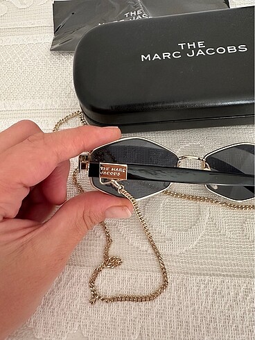  Beden Marc Jacobs Güneş Gözlüğü