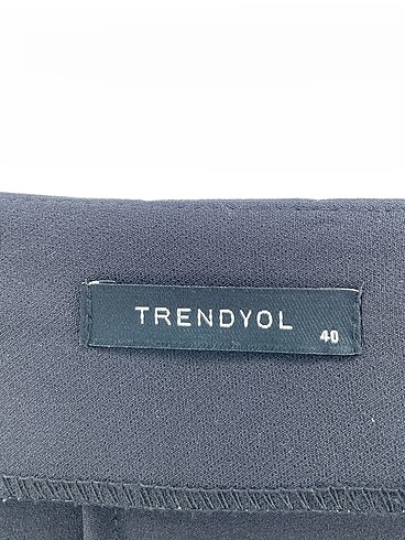 40 Beden siyah Renk Trendyol & Milla Mini Etek %70 İndirimli.