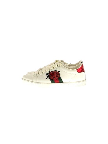 Gucci Spor Ayakkabı %70 İndirimli.