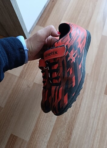 33 Beden çeşitli Renk Crampon