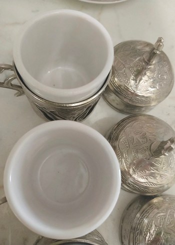 Paşabahçe Fincan takımı yanında 6 adet kahve yani işe göndereceğim