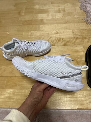38 Beden beyaz Renk Nike court pro