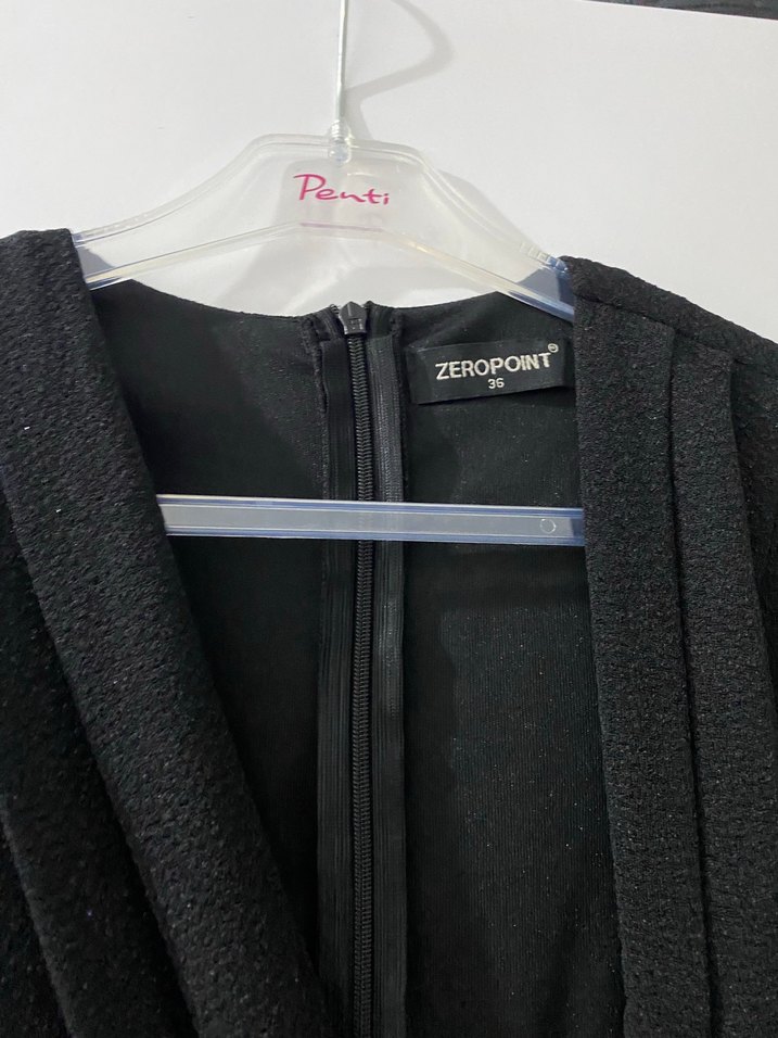 Siyah Uzun Kollu V Yakalı Kadın Tulum - Görsel 4