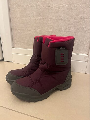 Decathlon Quechua Su Geçirmez Kar Botu
