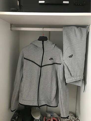 Nike tech ceket