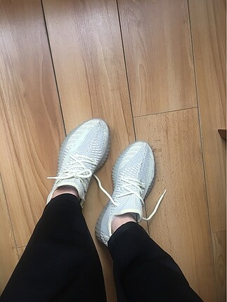 Adidas ayakkabı yezzy