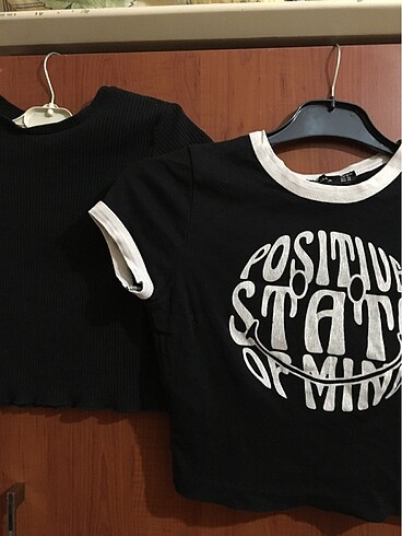 2 adet crop sadece 100 tl