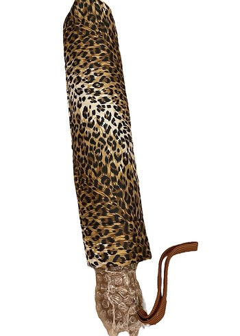 Kahverengi Kadın Sokak Stili - Görsel 3