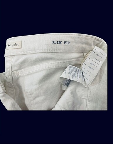 40 Beden Beyaz Denim Pantolon