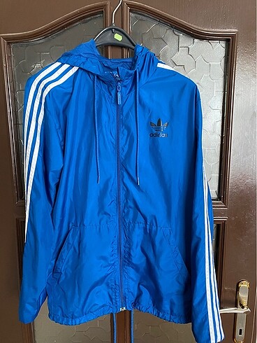 Adidas KAPÜŞONLU YAĞMURLUK EŞOFMAN ÜSTÜ
