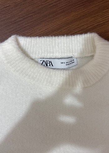 Beyaz Yakalı Kadın Kazak - Görsel 2