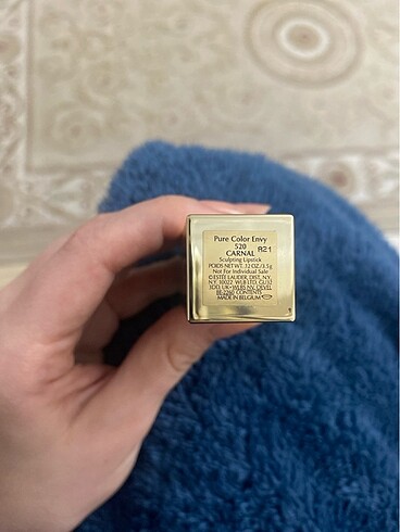 Beden Estee Lauder kırmızı ruj