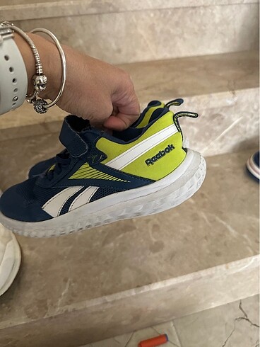 33 Beden Reebok çocuk ayakkabı