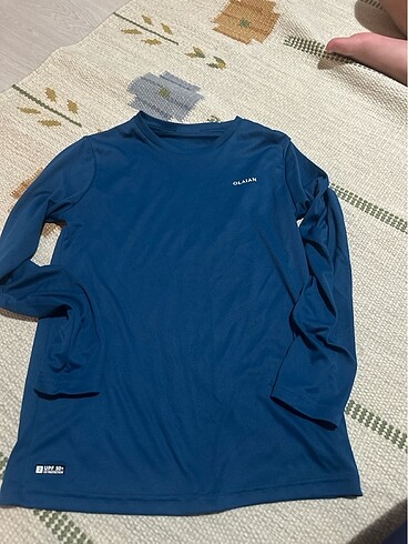 Decathlon uv korumalı uzun kollu tişört 8-9 yaş