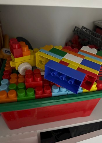 Diğer Renkli Lego Blok Seti ve Saklama Kutusu