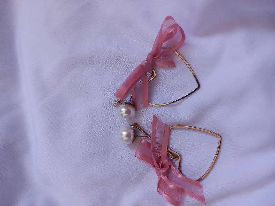 Pembe Fiyonk Detaylı Midi Küpe - Görsel 2