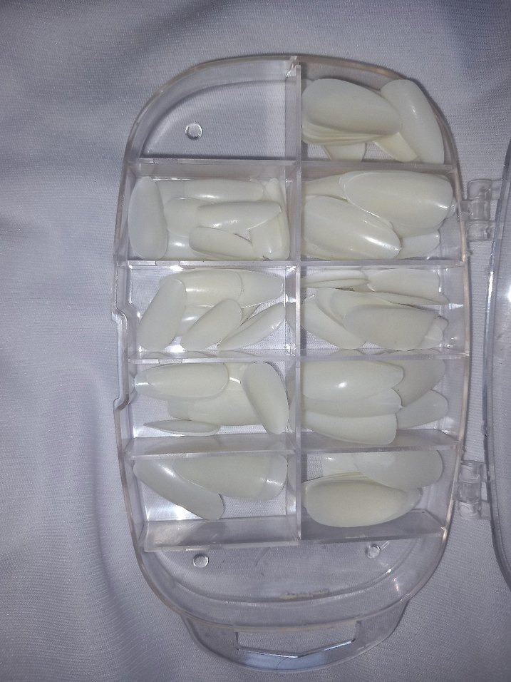 Beyaz Takma Tırnak Seti - Görsel 2