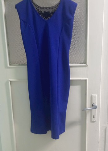 Kolsuz Lacivert Uzun V Yaka Elbise - Görsel 4