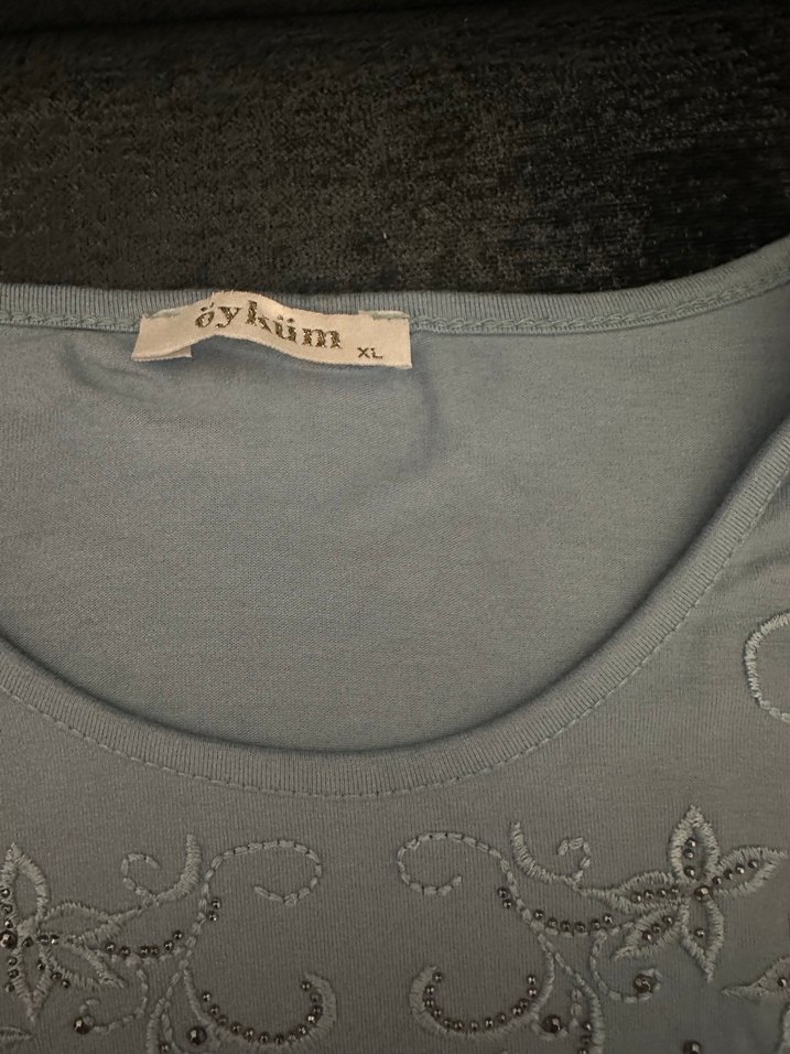 Mavi  işleme detaylı Bluz - Görsel 3