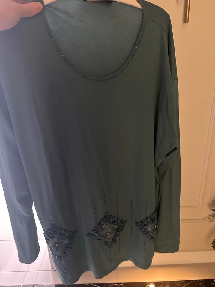 Uzun Kollu Turkuaz İşlemeli Bohem Bluz - Görsel 2