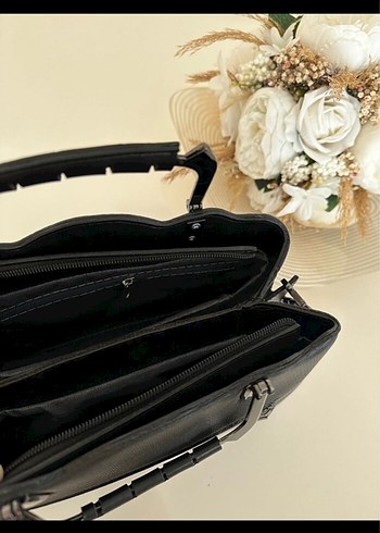 Siyah Deri Kemerli Kareli Kadın Çanta - Görsel 2