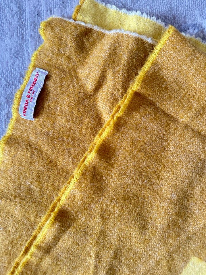 Marka boyun şalı - Görsel 2